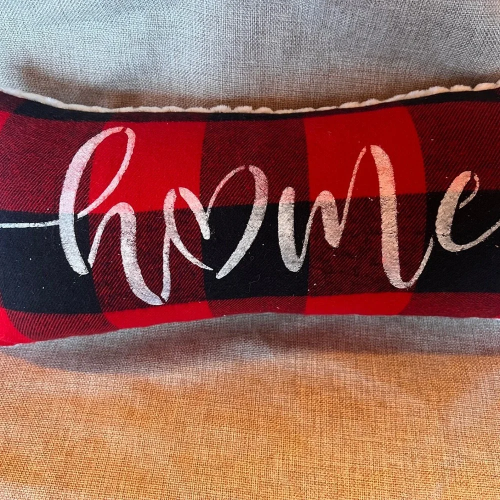 Black & Red Plaid Soft Chenille Christmas Pillow Home 17x 9